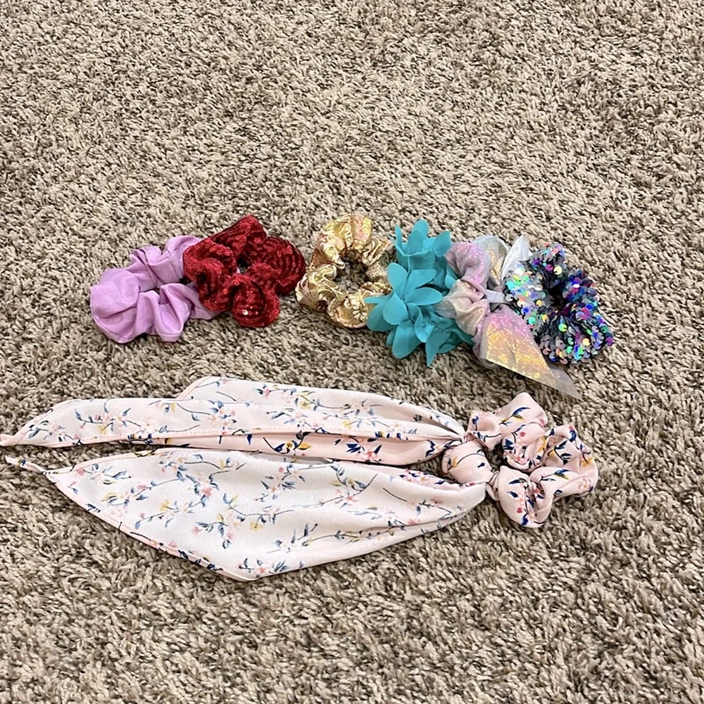 40+ PIECE HAIR ACCESSORIES 💕
